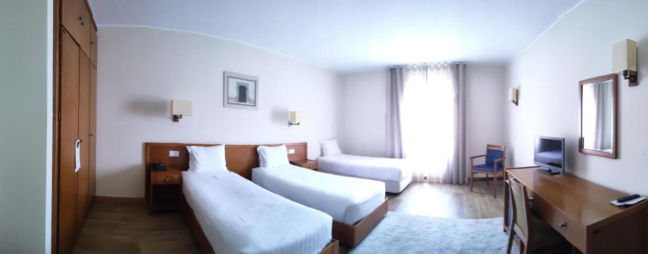 Hotel Dos Loios Santa Maria da Feira Exteriör bild