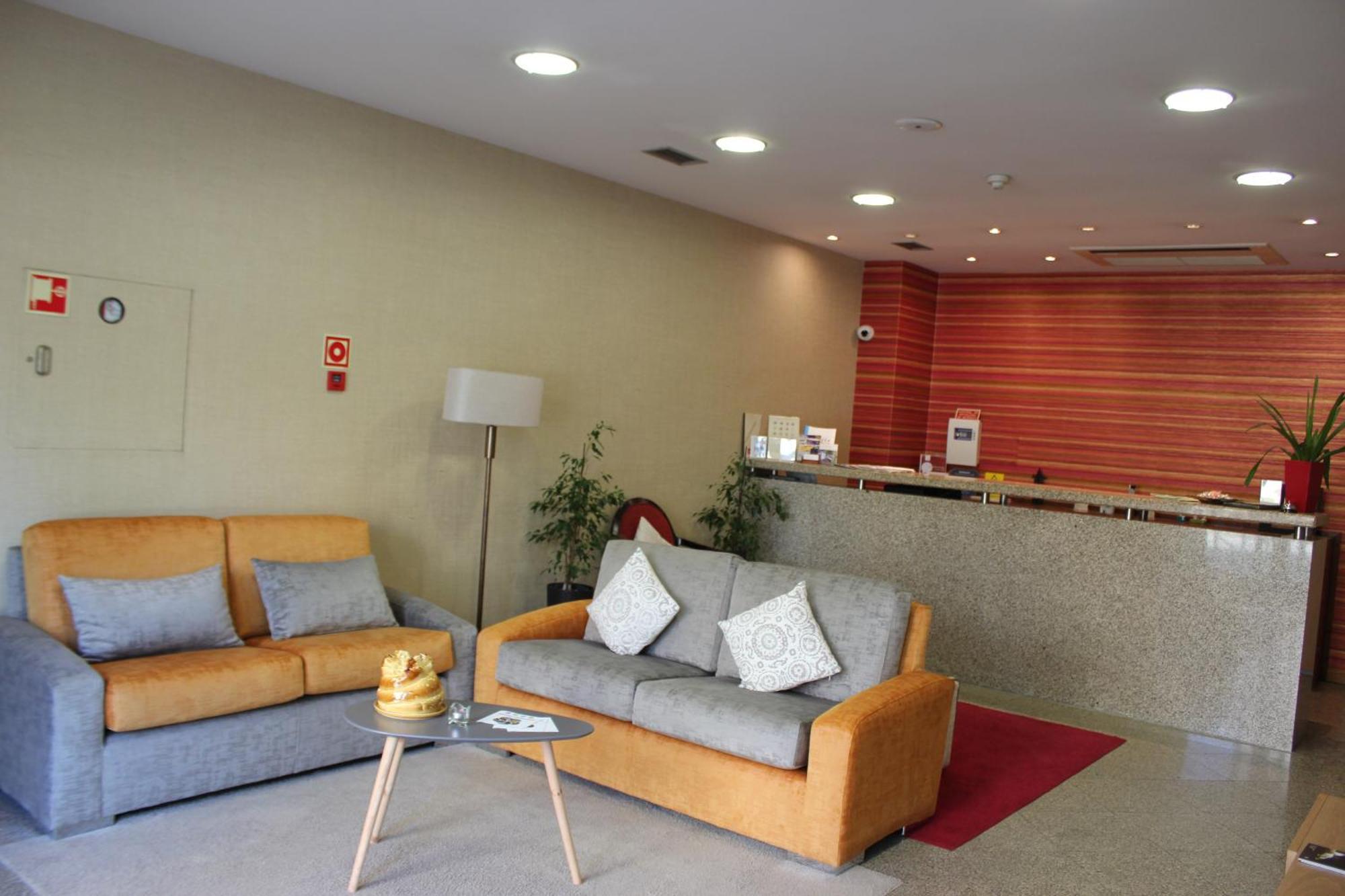 Hotel Dos Loios Santa Maria da Feira Exteriör bild